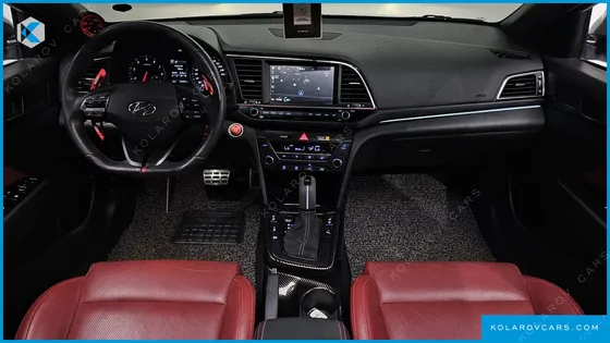 HYUNDAI ELANTRA (AVANTE) 1.6 TURBO SPORT