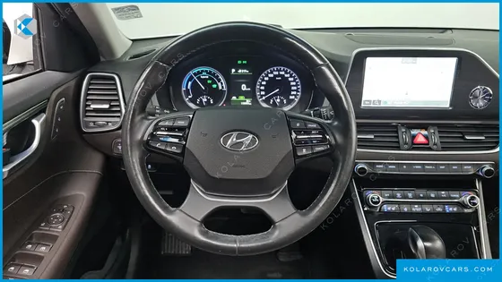 HYUNDAI GRANDEUR EXCLUSIVE