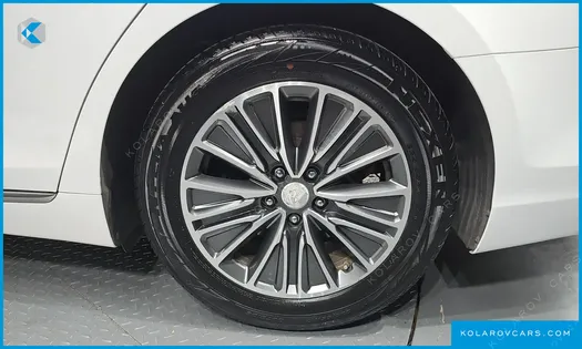 HYUNDAI GRANDEUR EXCLUSIVE