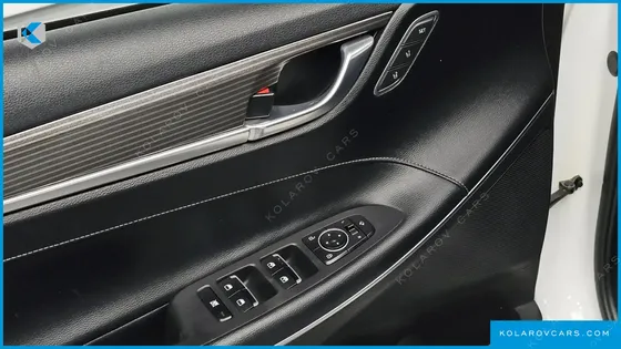 HYUNDAI GRANDEUR EXCLUSIVE