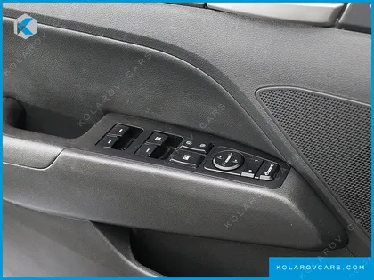 HYUNDAI ELANTRA (AVANTE) 1.6 LPI STYLE (RENTAL CAR)