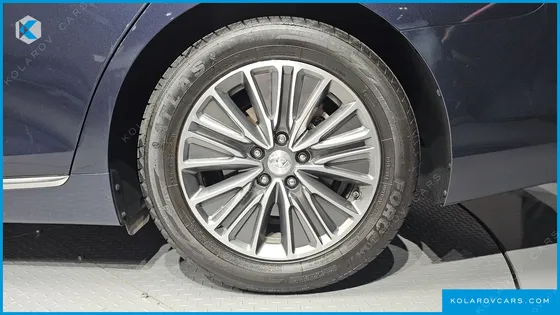 HYUNDAI GRANDEUR EXCLUSIVE