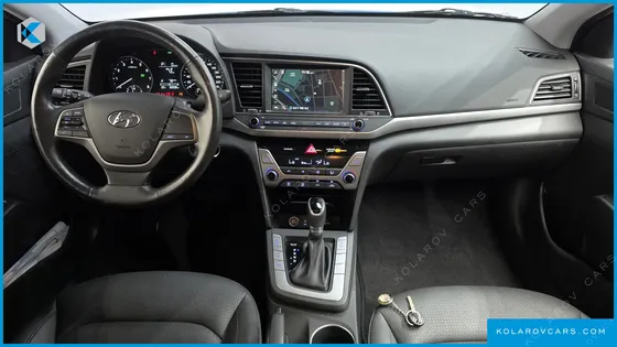 HYUNDAI ELANTRA (AVANTE) 1.6 GDI SMART