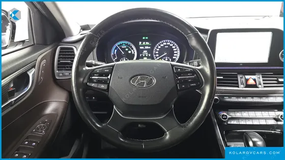 HYUNDAI GRANDEUR EXCLUSIVE