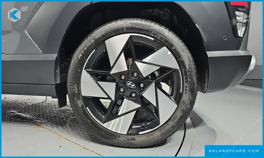HYUNDAI KONA GASOLINE 2.0 2WD