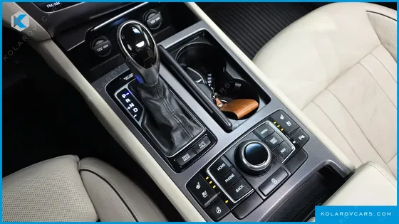 HYUNDAI GENESIS 3.8 AWD EXPORT