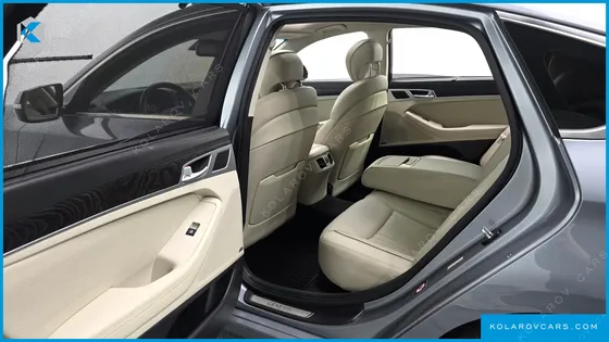 HYUNDAI GENESIS 3.8 AWD EXPORT