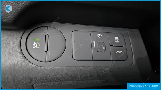 HYUNDAI STAREX 11-SEATER WAGON