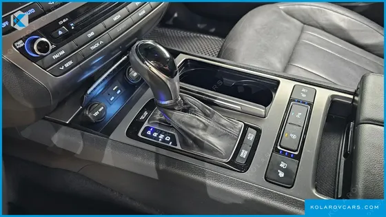 HYUNDAI GENESIS G330 MODERN