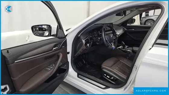 BMW 5 SERIES 530I XDRIVE LUXURY