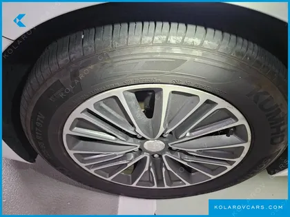 HYUNDAI GRANDEUR EXCLUSIVE