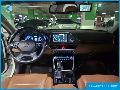 HYUNDAI GRANDEUR EXCLUSIVE