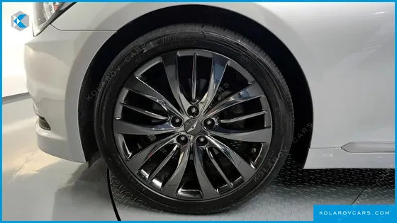 HYUNDAI GENESIS G330 MODERN