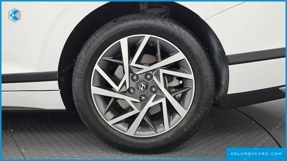HYUNDAI GRANDEUR 3.5 LPG 2WD (TAXI)