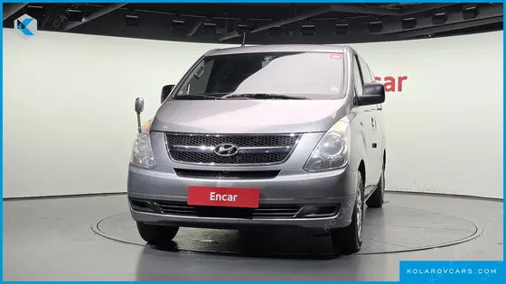 HYUNDAI STAREX 3-SEATER VAN