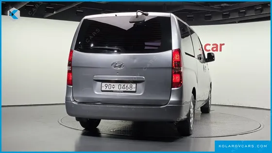 HYUNDAI STAREX 3-SEATER VAN