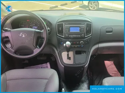 HYUNDAI STAREX 11-SEATER WAGON