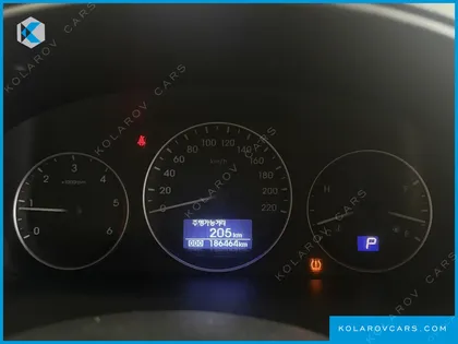 HYUNDAI STAREX 3-SEATER VAN