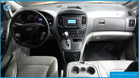 HYUNDAI STAREX 12-SEATER WAGON