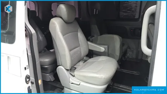 HYUNDAI STAREX 12-SEATER WAGON
