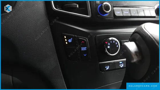 HYUNDAI STAREX 12-SEATER WAGON