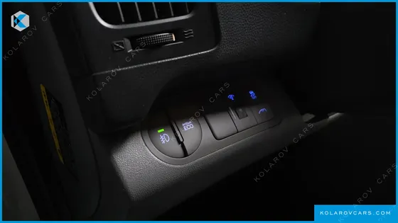 HYUNDAI STAREX 12-SEATER WAGON