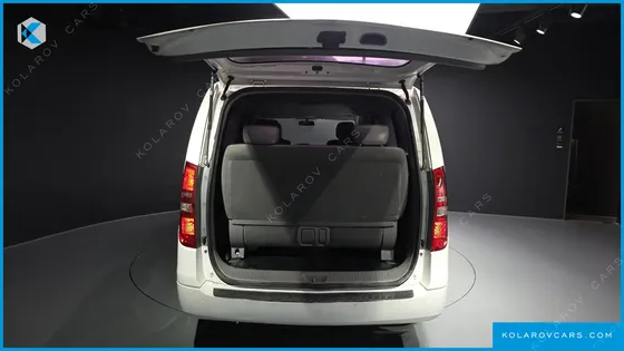 HYUNDAI STAREX 12-SEATER WAGON