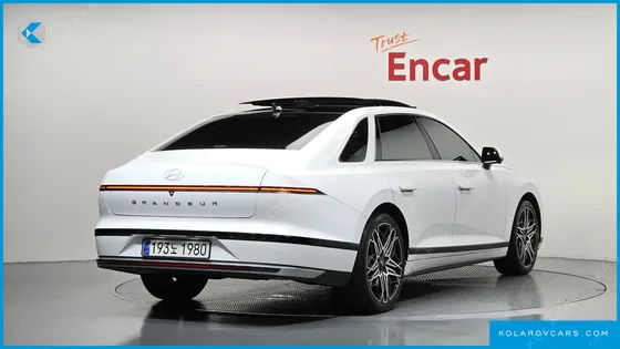 HYUNDAI GRANDEUR 2,5 GASOLINE 2WD