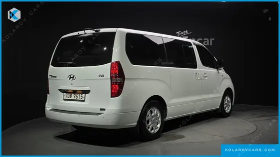 HYUNDAI STAREX 12-SEATER WAGON