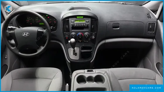 HYUNDAI STAREX 12-SEATER WAGON