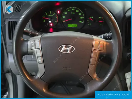 HYUNDAI STAREX 4WD 12-SEATER WAGON