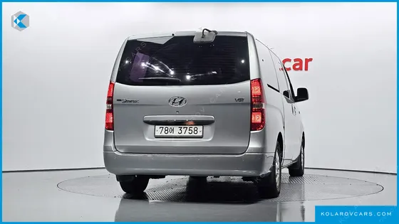 HYUNDAI STAREX 12-SEATER WAGON