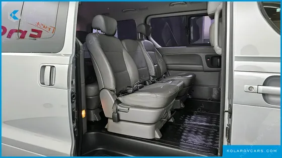 HYUNDAI STAREX 12-SEATER WAGON