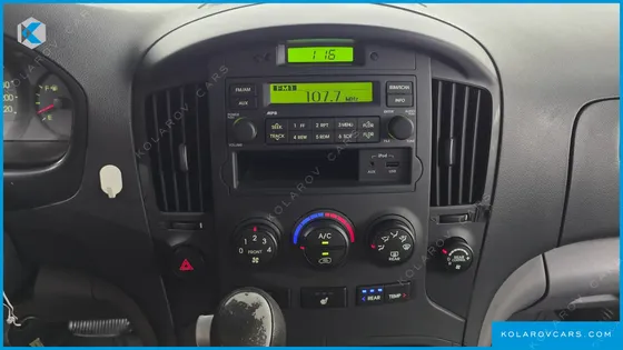 HYUNDAI STAREX 12-SEATER WAGON