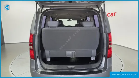 HYUNDAI STAREX 12-SEATER WAGON