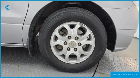 HYUNDAI STAREX 12-SEATER WAGON