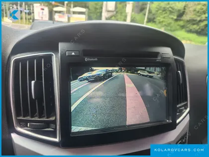HYUNDAI STAREX 5-SEATER VAN