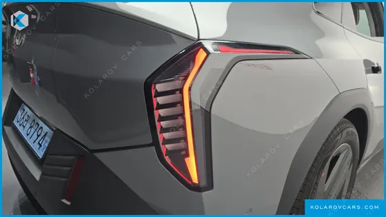 KIA EV4 STANDARD 2WD