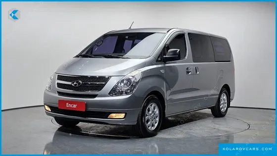 HYUNDAI STAREX 5-SEATER VAN