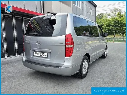 HYUNDAI STAREX 12-SEATER WAGON