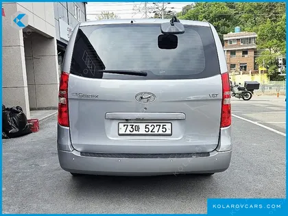 HYUNDAI STAREX 12-SEATER WAGON