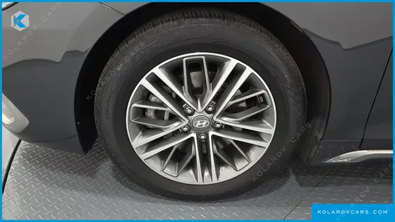 HYUNDAI GRANDEUR 2.4 PREMIUM