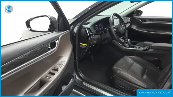 HYUNDAI GRANDEUR 2.4 PREMIUM
