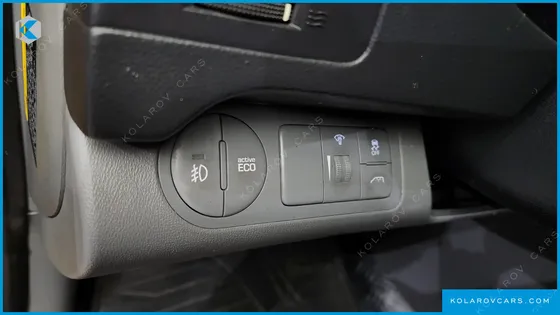HYUNDAI STAREX 12-SEATER WAGON