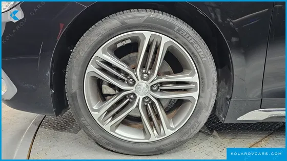 HYUNDAI GRANDEUR 3.0 LPI MODERN (RENTAL CAR)
