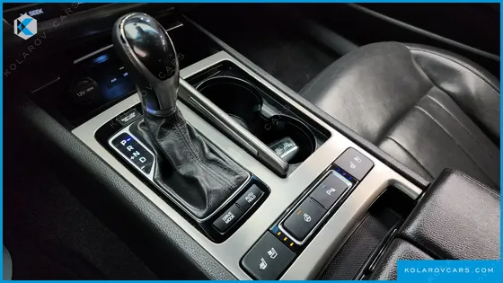 HYUNDAI GENESIS G330 MODERN AWD