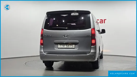 HYUNDAI STAREX 12-SEATER WAGON