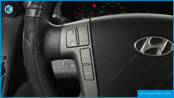 HYUNDAI STAREX 12-SEATER WAGON