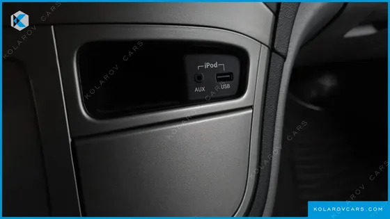 HYUNDAI STAREX 12-SEATER WAGON