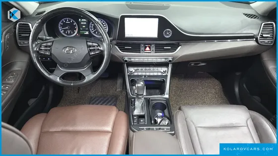 HYUNDAI GRANDEUR 3.0 EXCLUSIVE